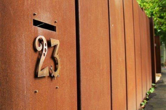 강철 시트를 외기에 노출시키는 S235jr는 굴려진 무늬 강판 A283 A387을 뜨겁게 합니다